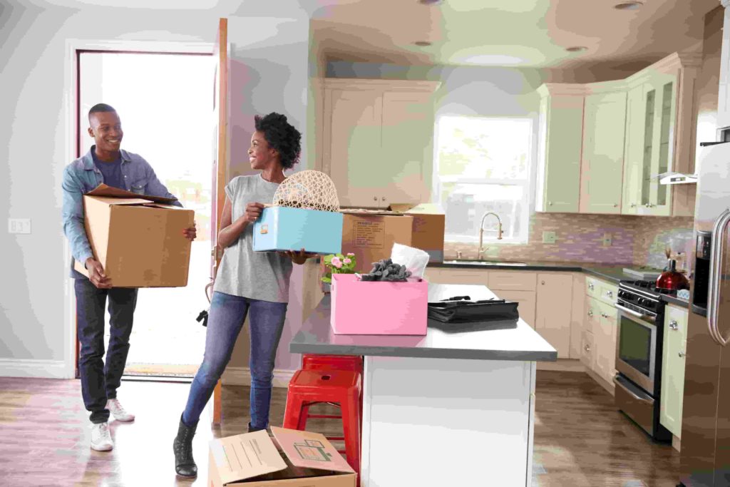 shutterstock 3890596 NPbqC 1024x683 Why Hiring a Professional Organizer is a MUST When Planning Your Move