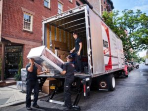 Immagine 2022 05 09 211500 300x225 Moving Prep: Avoid These Common Packing Mistakes