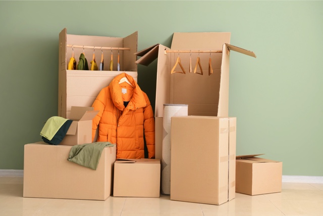%name The best ways to pack clothes for moving