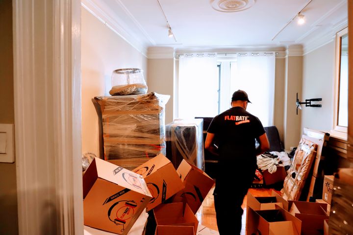 FlatRtae movers Tips for Recycling Your Moving Boxes