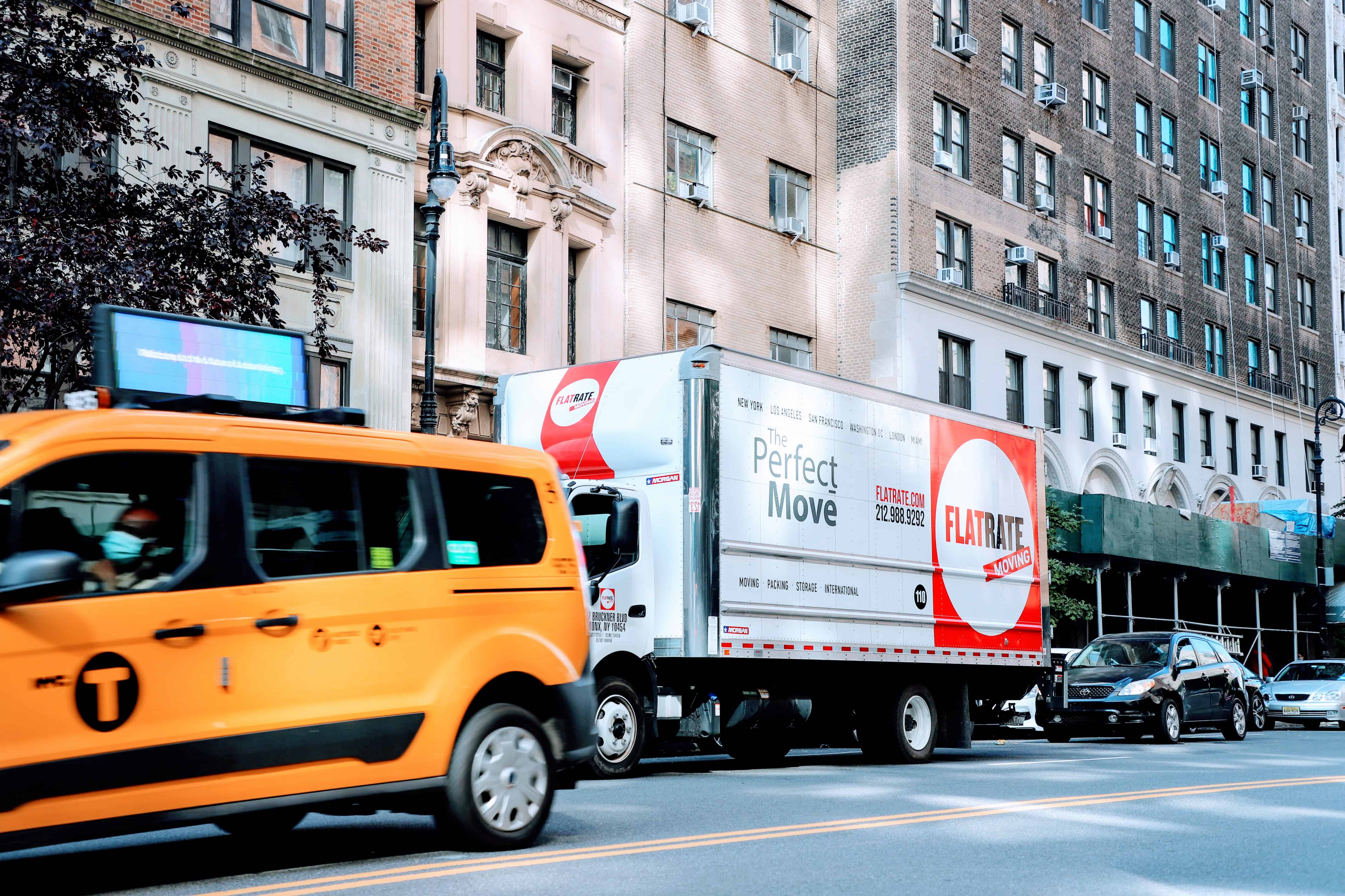 flatrate truck in Nyc Why you should hire local movers in NYC